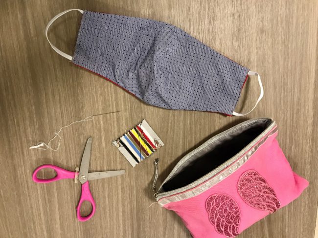 diy-fabriquer-un-masque-en-tissu-ne-protege-pas-des-virus-1b7