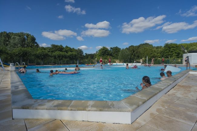 Piscine-aqualudique-communautaire-du-Pays-de-Racan-4B (1)