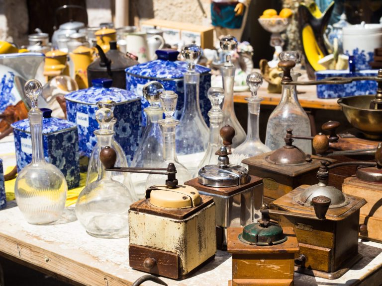 antiques-market